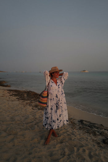 Kyra Midi Deep Sea worn by @nereaalos