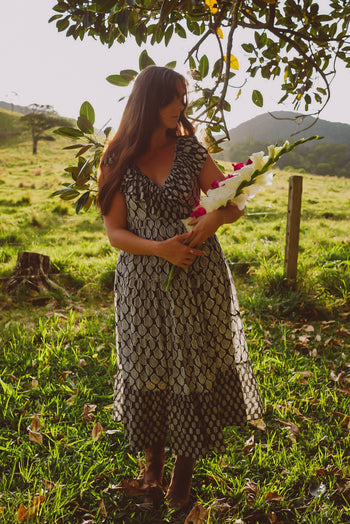 Padma Midnight worn by @selahvalley
